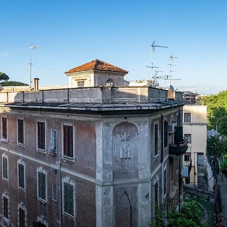Apartment Your Trastevere Balcony